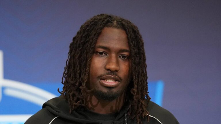 Cowboys rookie already drawing buzz for DROY award (but not Caleb Downs) Cowboys rookie already drawing buzz for DROY award (but not Caleb Downs)