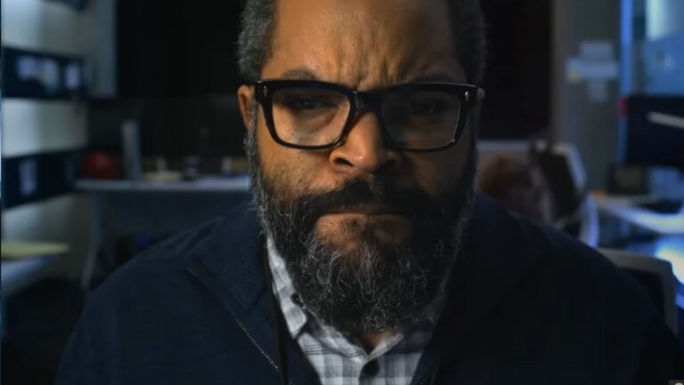‘War of the Worlds’ Producer Defends Ice Cube Film After Bad Reviews ‘War of the Worlds’ Producer Defends Ice Cube Film After Bad Reviews