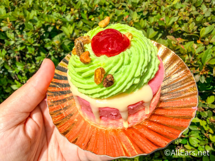 REVIEW: We Wanted This Hollywood Studios Snack to Be Better Than it Was REVIEW: We Wanted This Hollywood Studios Snack to Be Better Than it Was