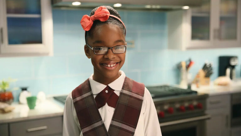 ‘Blackish’ Child Star, Now 21, Stuns as Grown-Up Hollywood Awards Host