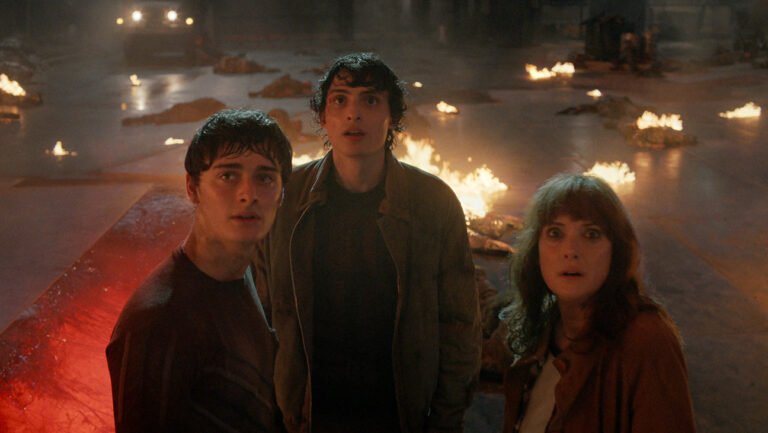 Netflix Crashes Again as ‘Stranger Things’ Season 5 Finale Premieres Netflix Crashes Again as ‘Stranger Things’ Season 5 Finale Premieres