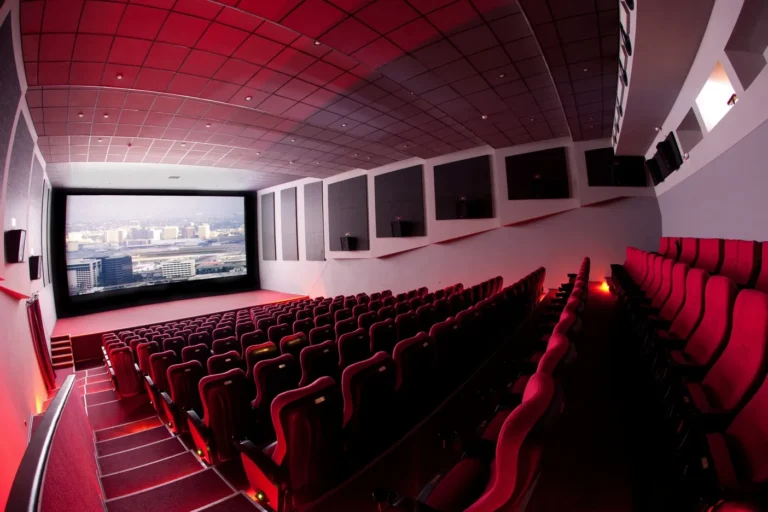 Pirated Hollywood movies topped the box office in Russia for the first time in two years Pirated Hollywood movies topped the box office in Russia for the first time in two years