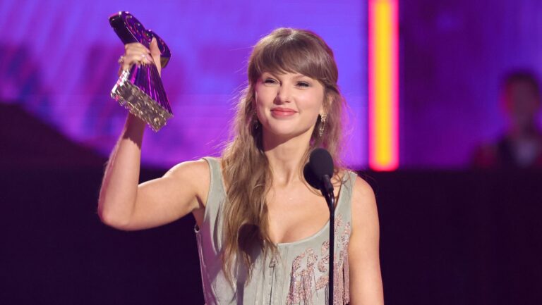 Where to Watch the 2026 iHeartRadio Music Awards: Post-Show Streaming – Hollywood Life Where to Watch the 2026 iHeartRadio Music Awards: Post-Show Streaming – Hollywood Life