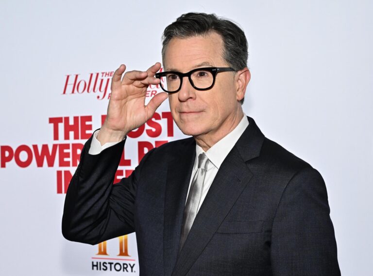 Stephen Colbert wins an anti-censorship award after CBS ends Late Show Stephen Colbert wins an anti-censorship award after CBS ends Late Show