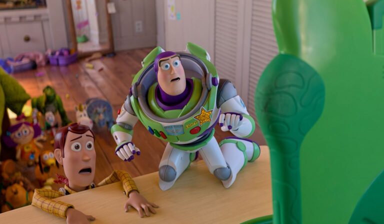 Hollywood’s box office roars back toward a  billion year