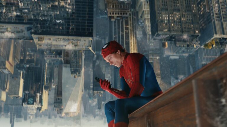 Hollywood’s recovery runs on higher ticket prices, mega-hits Hollywood’s recovery runs on higher ticket prices, mega-hits