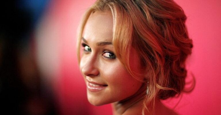 FILE PHOTO: Hayden Panettiere poses at the 6th Annual Hollywood Style awards in Los Angeles – The Lufkin Daily News FILE PHOTO: Hayden Panettiere poses at the 6th Annual Hollywood Style awards in Los Angeles – The Lufkin Daily News