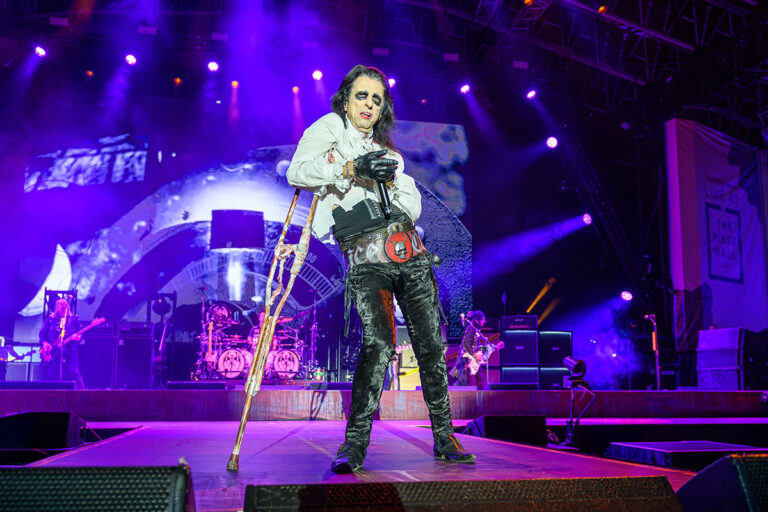 Hollywood Vampires: The Piece Hall, Halifax