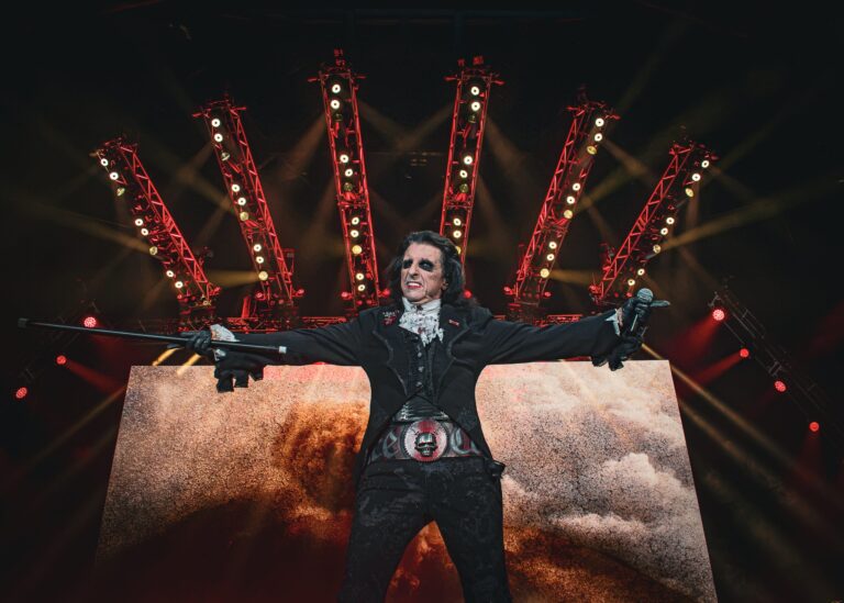 Gig review: Hollywood Vampires / The Jesus and Mary Chain – Glasgow Hydro