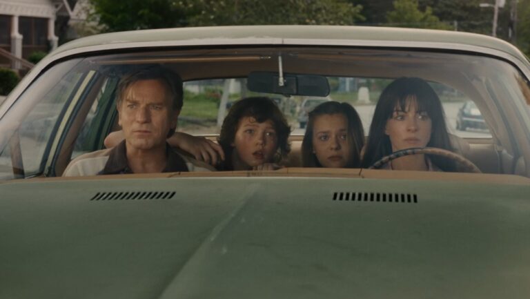 ‘The End of Oak Street’ Review: Anne Hathaway Faces Dino Terror