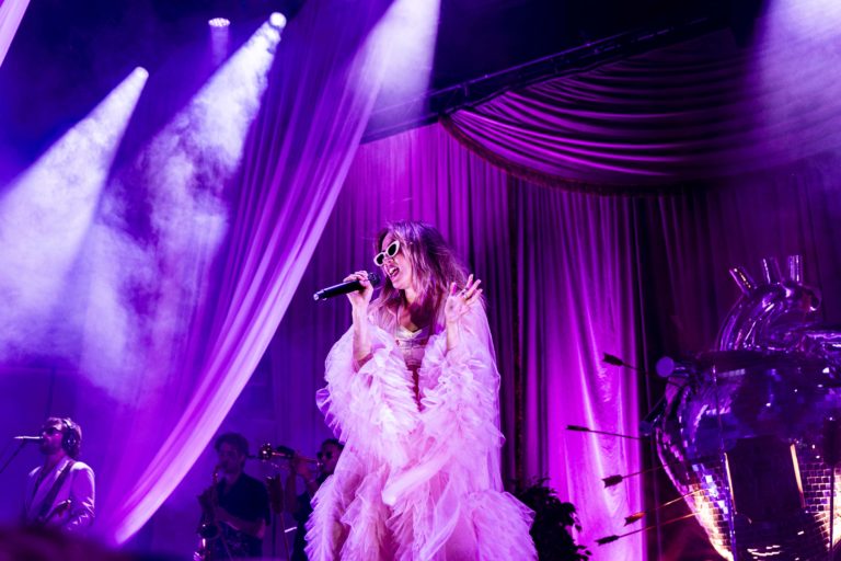 Concert review: Suki Waterhouse’s cheeky ‘Loveland Tour’ enchants the Hollywood Forever Cemetery Concert review: Suki Waterhouse’s cheeky ‘Loveland Tour’ enchants the Hollywood Forever Cemetery