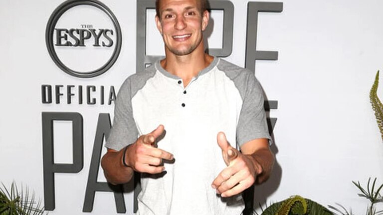 Rob Gronkowski: Best Award Show & Stage Moments (September…